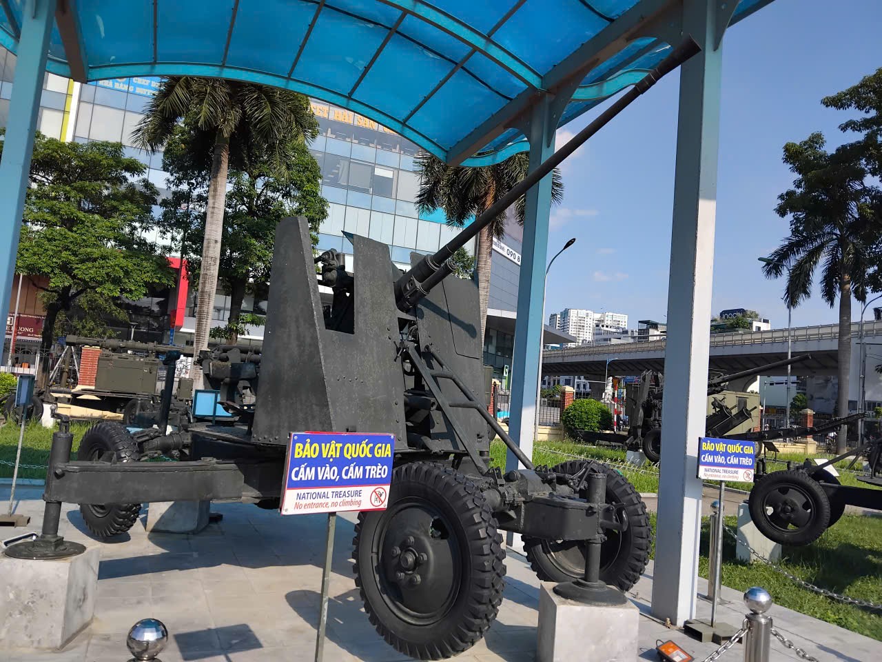  Thành phố bố trí phương tiện đưa đón miễn phí phục vụ Nhân dân tham quan Triển lãm A80 tại Trung tâm Triển lãm Quốc gia (Đông Anh, Hà Nội)